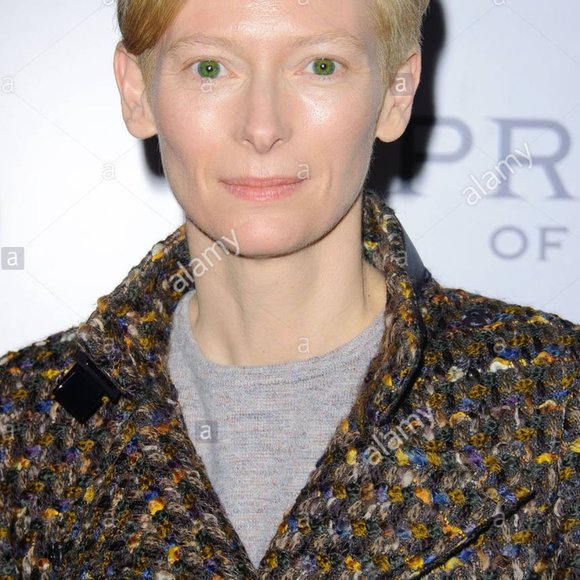 PRINGLE OF SCOTLAND hand woven coat size S - Picture 6 of 16